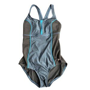 Women's Speedos One Piece Swimsuit Size 8 NWOT